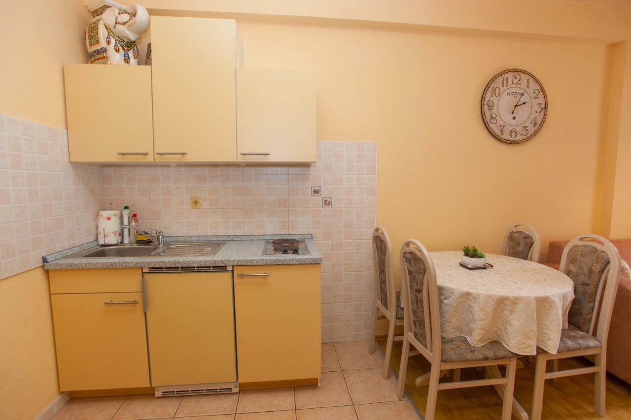 Апартаменты Apartman Antonio Макарска Экстерьер фото